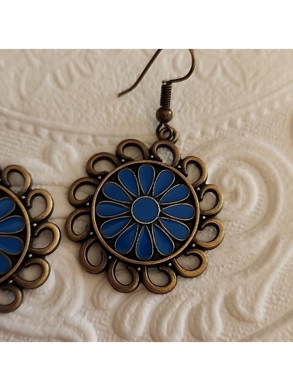 Bohemian Flower Disc earrings - Picture 2 of 4